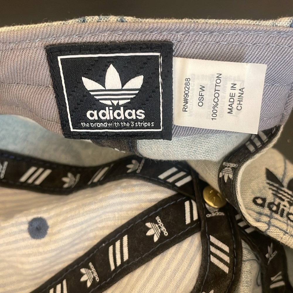 Adidas cap - Picture 3 of 4